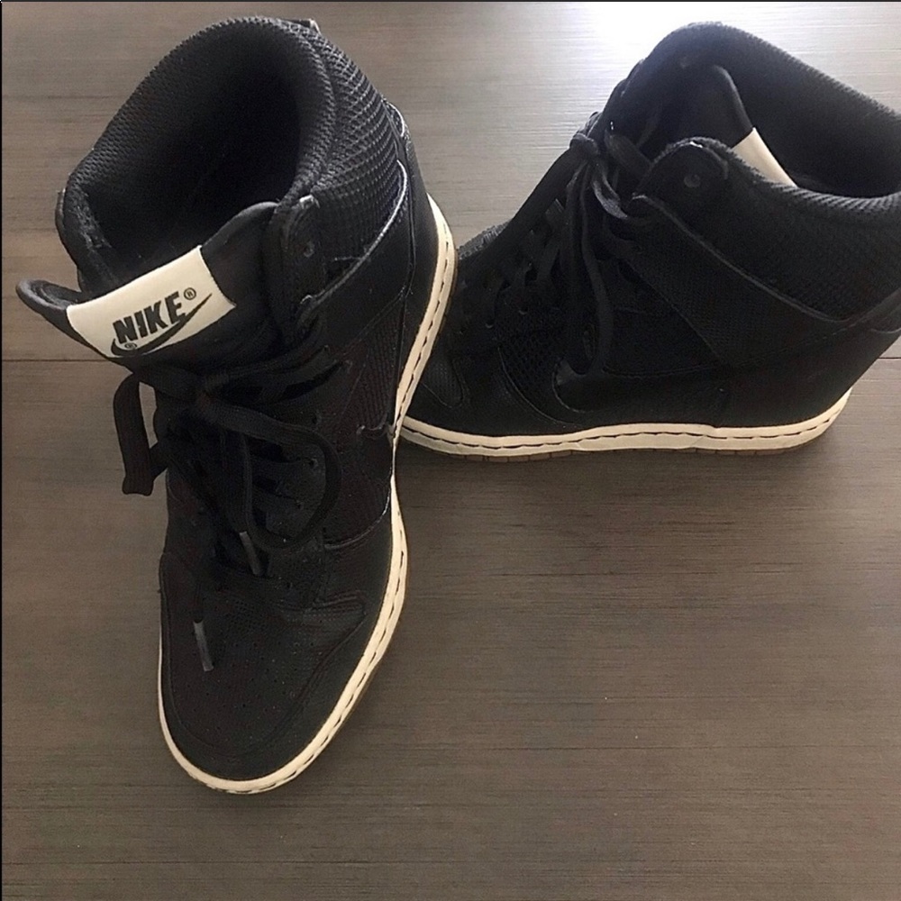 Nike ski high wedges